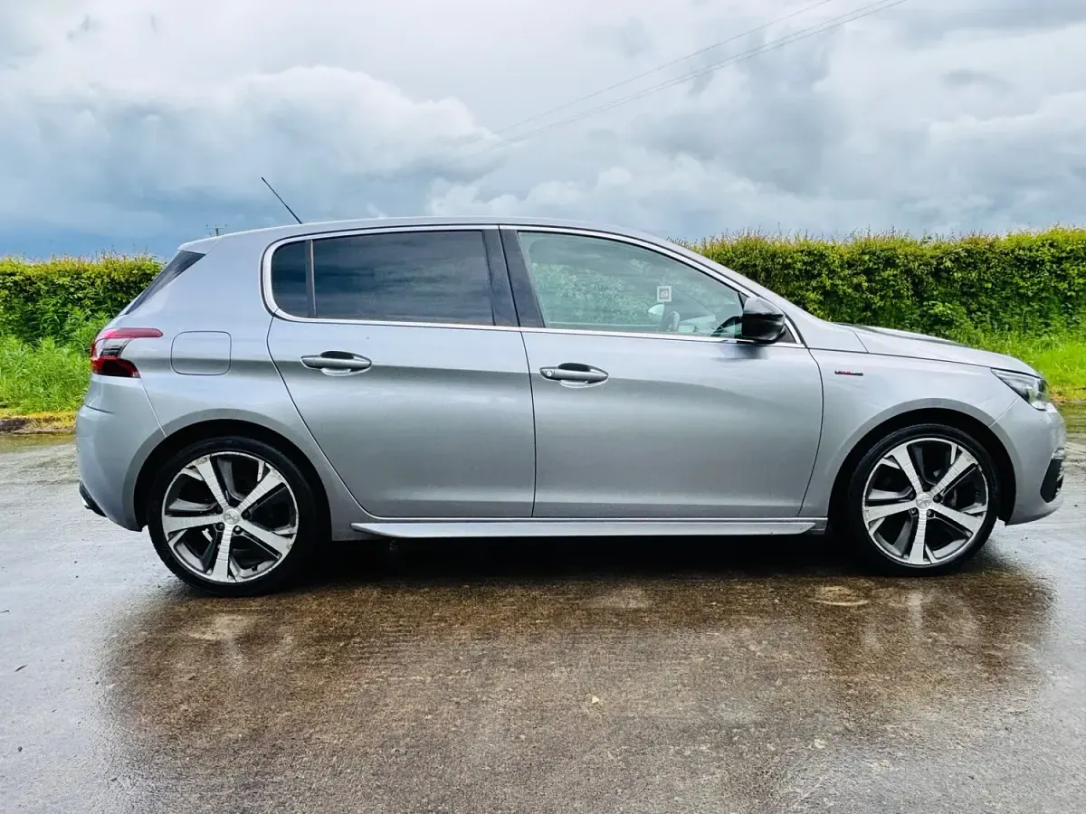 Used Peugeot 308 GT-line 130 HP (95 kW) 2018 Grey Hatchback