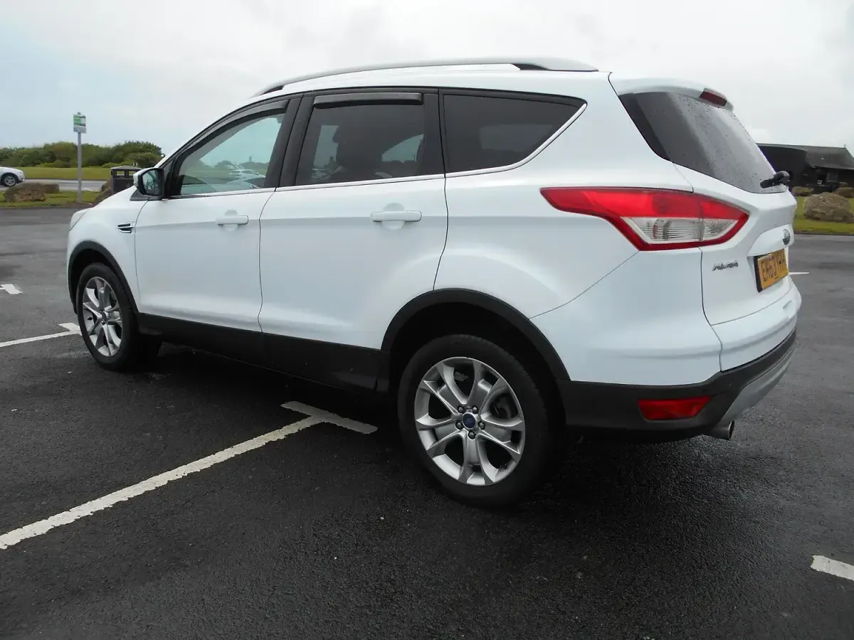 Used Ford Kuga Zetec 2013 White SUV