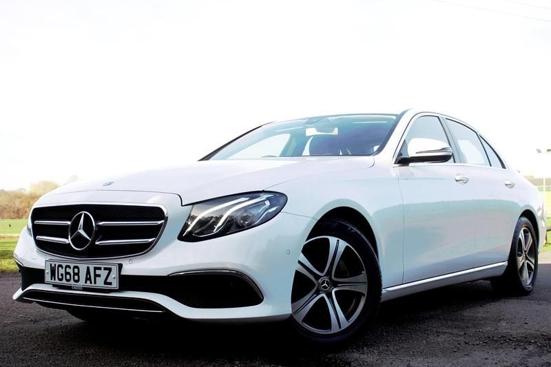 Used Mercedes E220 SE 194 HP (142 kW) 2018 White Sedan