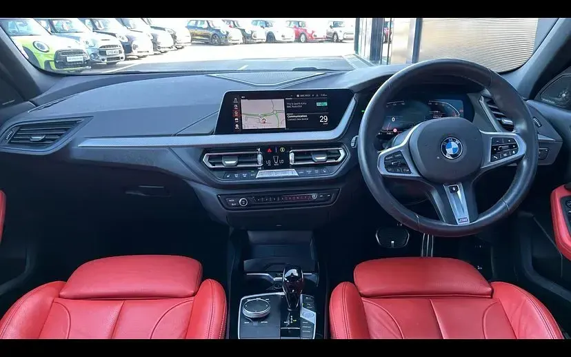 Used BMW 118 M Sport 134 HP (98 kW) 2023 White Hatchback
