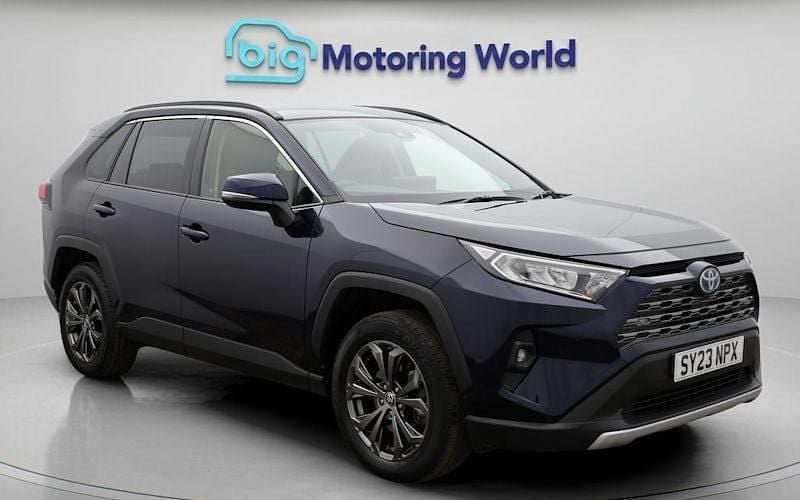 Used Toyota RAV4 Design 218 HP (160 kW) 2025 SUV