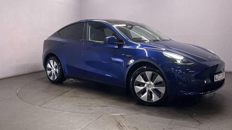Blue Used 2022 Tesla Model Y Long Range SUV | £26,499 (Good price) - Image 1/4