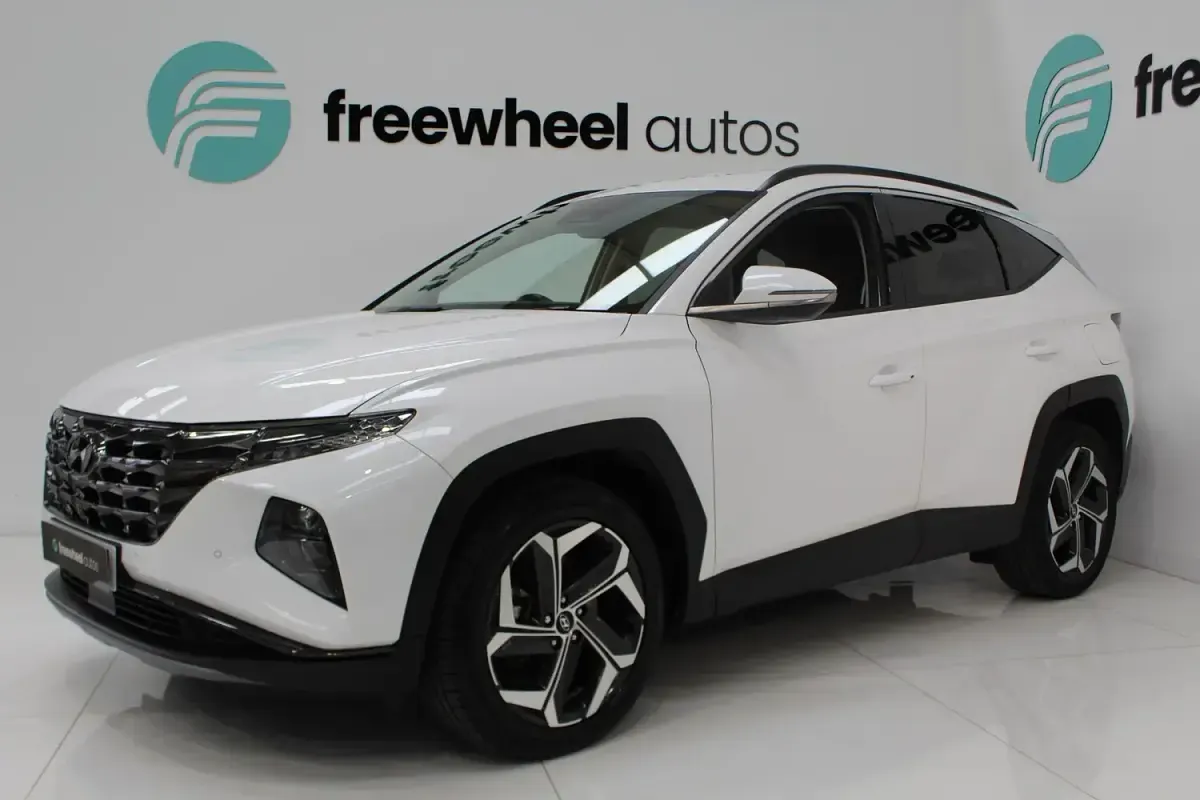 Used Hyundai Tucson Premium 230 HP (169 kW) 2023 White SUV