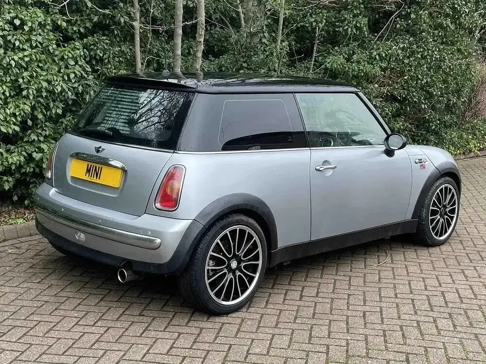 Used Mini Cooper Hatch 2002 Silver Hatchback