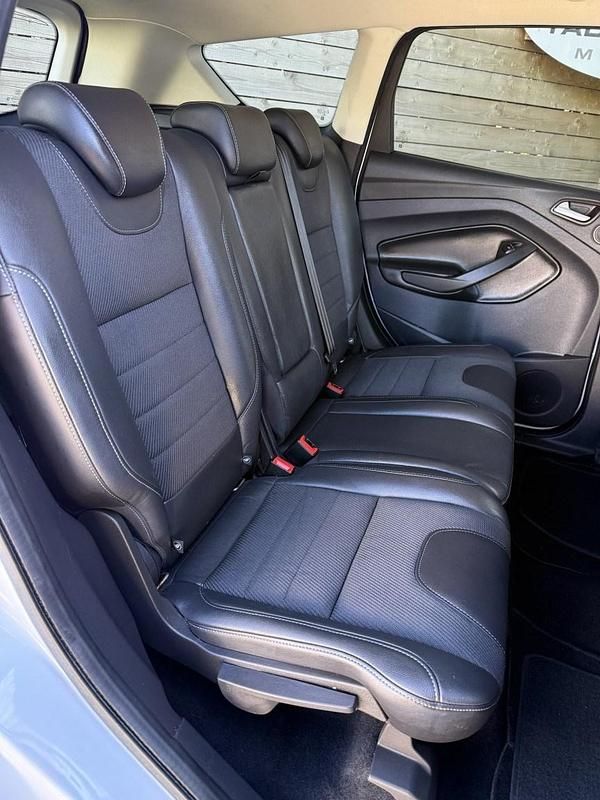 Used Ford Kuga Titanium 140 HP (102 kW) 2014 White SUV