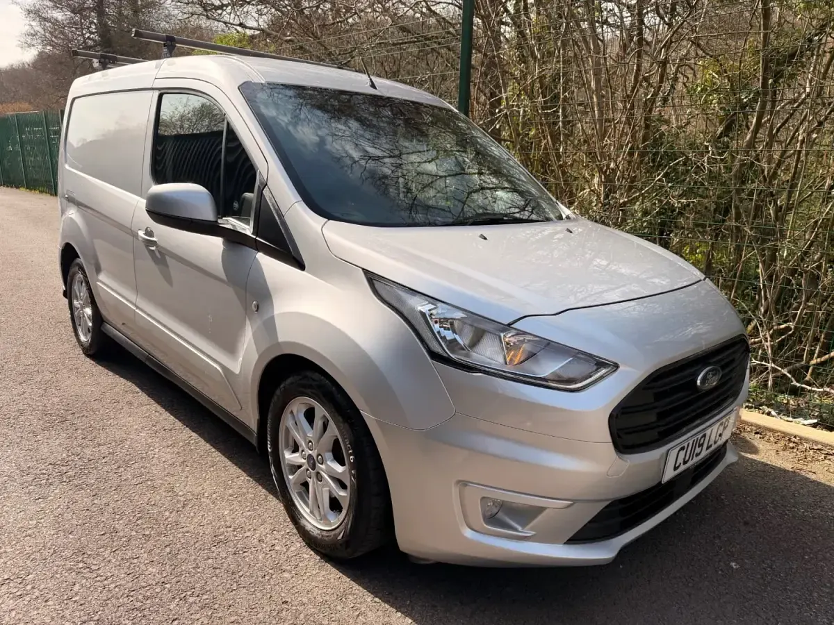 Second-hand Ford Transit Connect Limited 120 CP (88 kW) 2019 Argintiu Monovolum