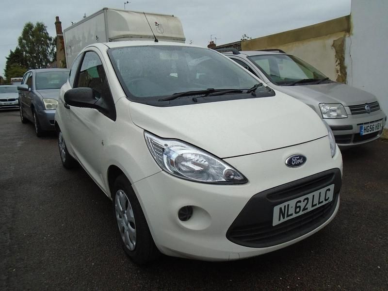 White Used 2012 Ford Ka Studio Hatchback | £3,295 (Fair price) - Image 1/4