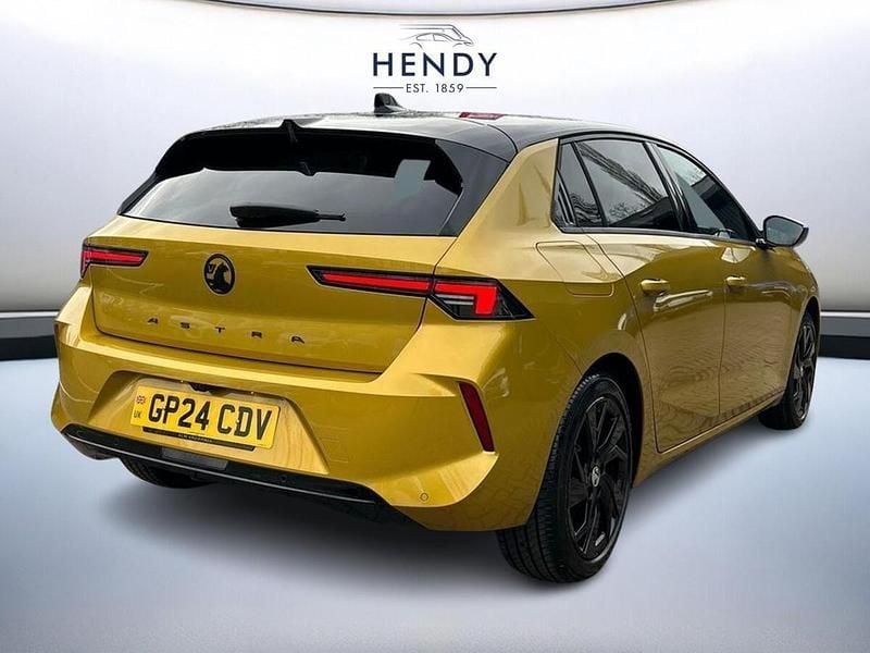 Used Vauxhall Astra S 128 HP (94 kW) 2024 Yellow Hatchback