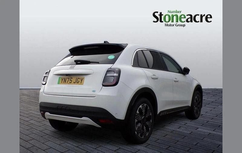 New Fiat 600 La Prima 114 kW (156 HP) 2025 White SUV