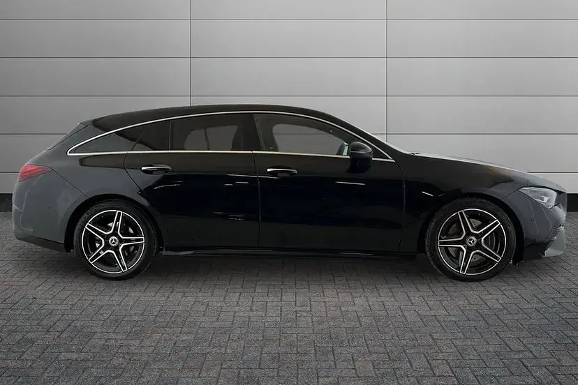 Used Mercedes CLA220 Executive 187 HP (137 kW) 2025 Cosmos black Estate