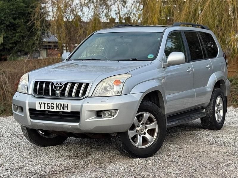 Used Toyota Land Cruiser 2006 Silver Estate