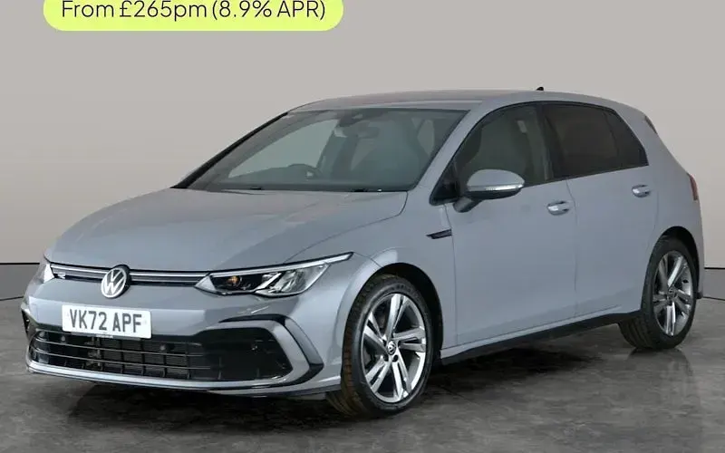 Usado VW Golf VIII R-line 131 HP (96 kW) 2024 Citadino