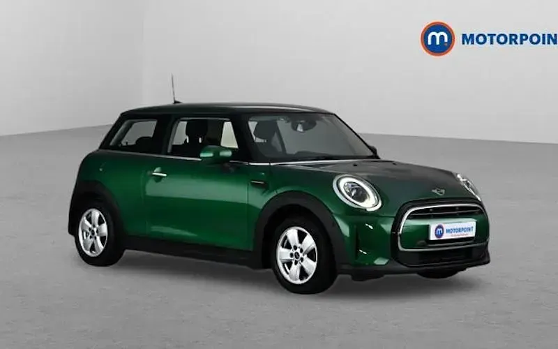 Used Mini Cooper Classic 136 HP (100 kW) 2022 Hatchback
