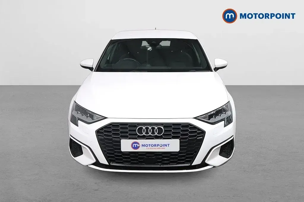 Używany Audi A3 2022 Biały Sedan/Limuzyna