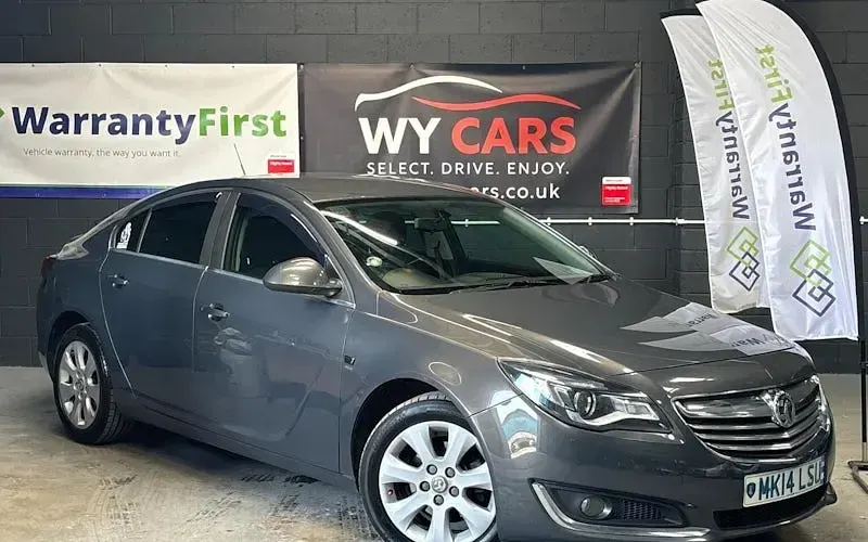 Used Vauxhall Insignia SRi 120 HP (88 kW) 2014 Hatchback