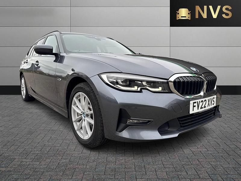 Used BMW 330e Comfort Edition 292 HP (214 kW) 2022 Grey Estate