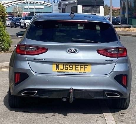 Used Kia Ceed GT-Line 138 HP (101 kW) 2019 Silver Hatchback