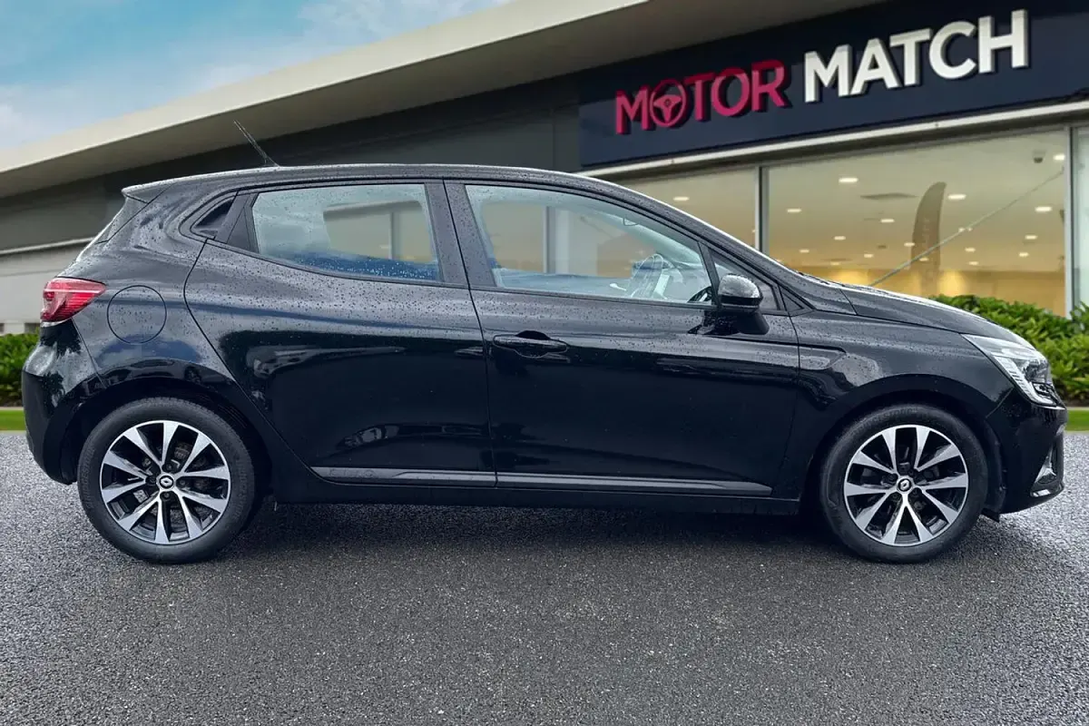 Used Renault Clio Iconic 2021 Black Hatchback