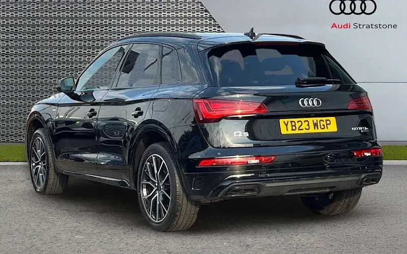 Used Audi Q5 Design 299 HP (219 kW) 2023 Black SUV