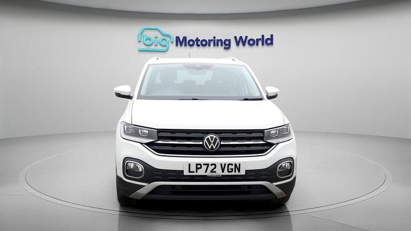 Used VW T-Cross SEL 110 HP (80 kW) 2022 White SUV