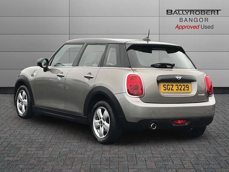Grey Used 2020 Mini Cooper Classic Hatchback | £10,995 (Fair price) - Image 1/4