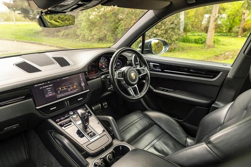 Used Porsche Cayenne S 434 HP (319 kW) 2019 Grey SUV