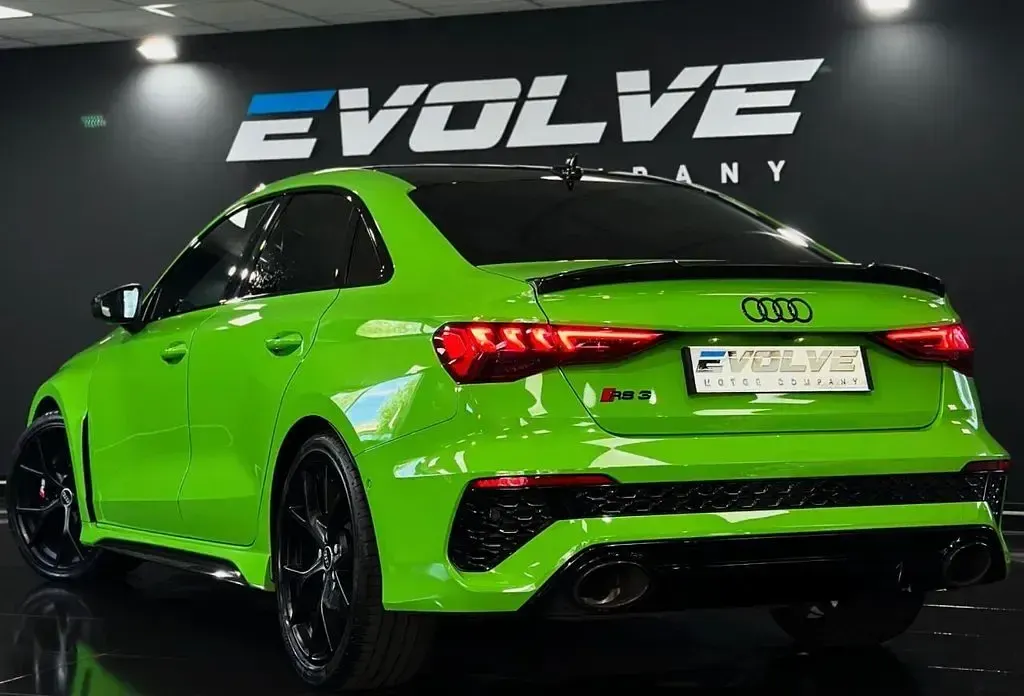 Used Audi RS3 Comfort 400 HP (294 kW) 2022 Green Sedan