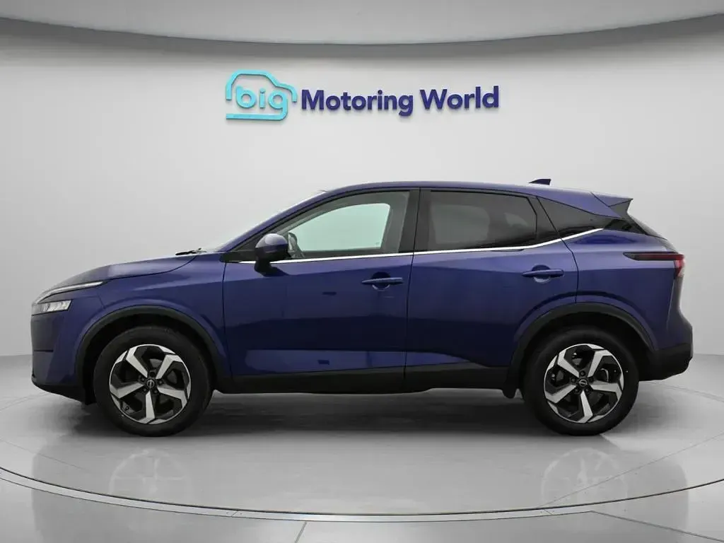 Used Nissan Qashqai N-Connecta 140 HP (102 kW) 2023 Blue SUV