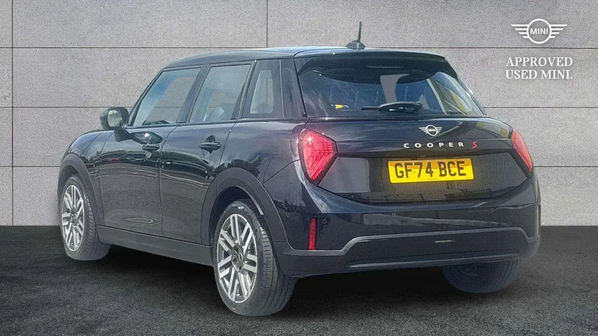 Used Mini Cooper S Hatch 201 HP (147 kW) 2024 Black Hatchback