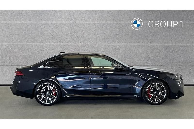 Used BMW M5 Comfort Edition 727 HP (534 kW) 2025 Carbon black Sedan