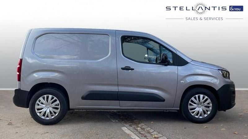 Grey Used 2022 Peugeot E-Partner Premium MPV | £11,495 (Fair price) - Image 1/4
