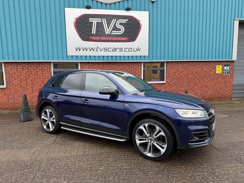 Used Audi Q5 Advanced 190 HP (139 kW) 2019 Blue SUV