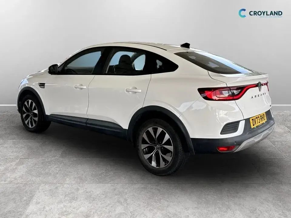 Used Renault Arkana Evolution 2023 White SUV