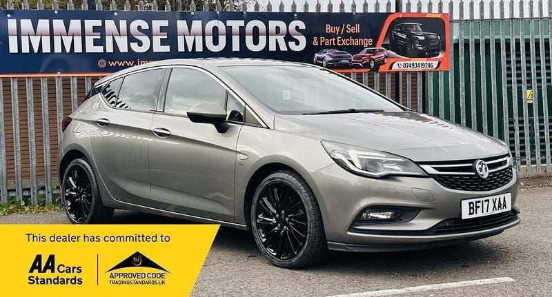 Used Vauxhall Astra Elite 136 HP (100 kW) 2017 Grey Hatchback