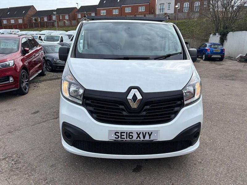 Used Renault Trafic Business 2016 White MPV
