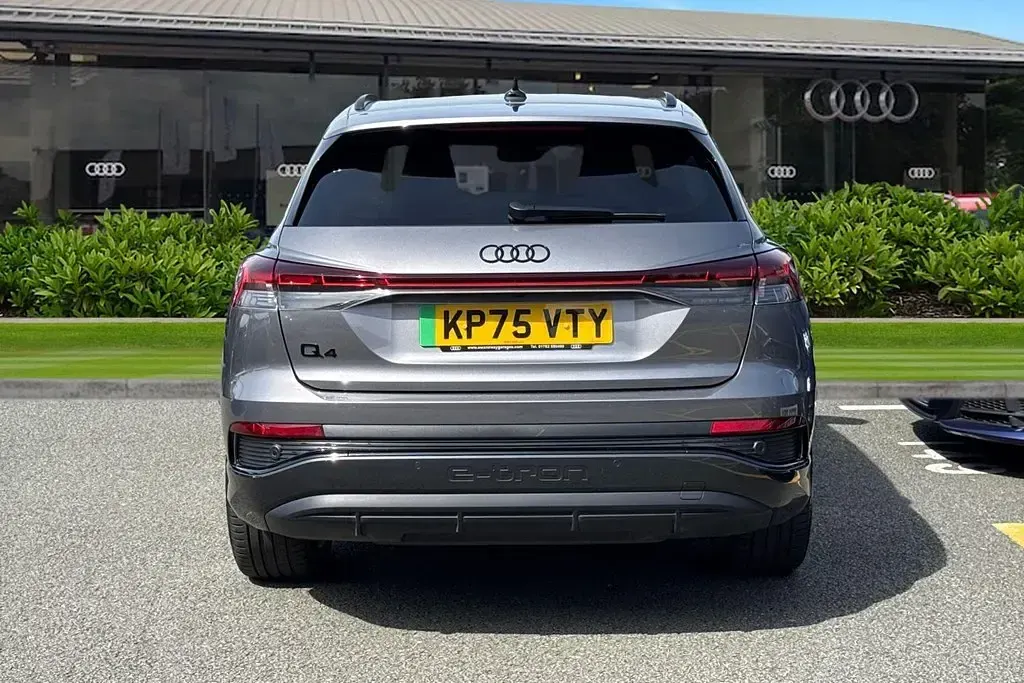 Used Audi Q4 e-tron Black Edition 210 kW (286 HP) 2025 Grey SUV
