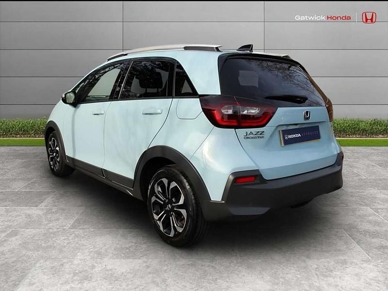 Used Honda Jazz Hybrid 109 HP (80 kW) 2022 Surf blue Hatchback