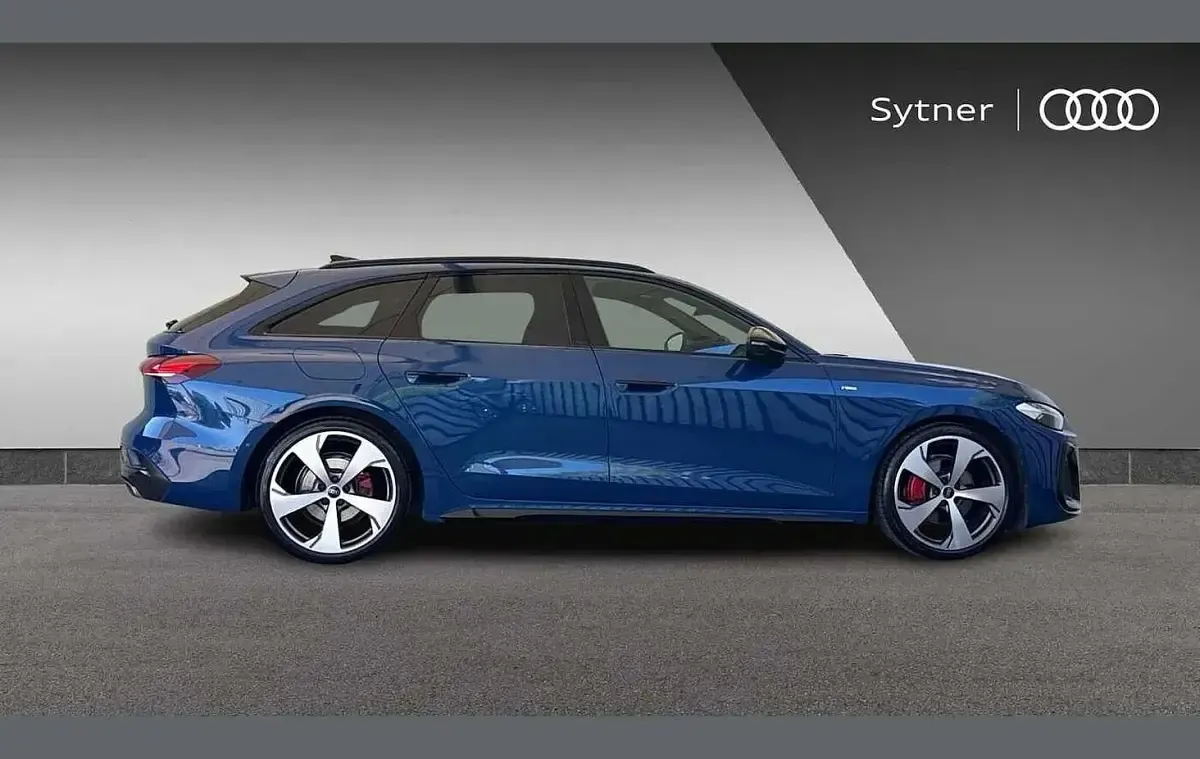 Used Audi A5 Advanced 200 HP (147 kW) 2025 Blue Estate
