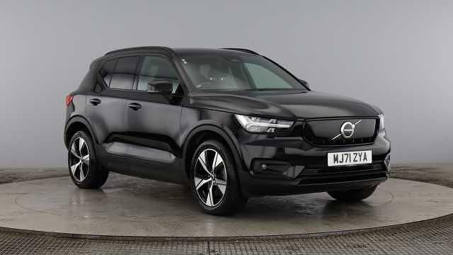 Used 2022 Volvo XC40 Plus SUV | £21,995 (Good price) - Image 1/4