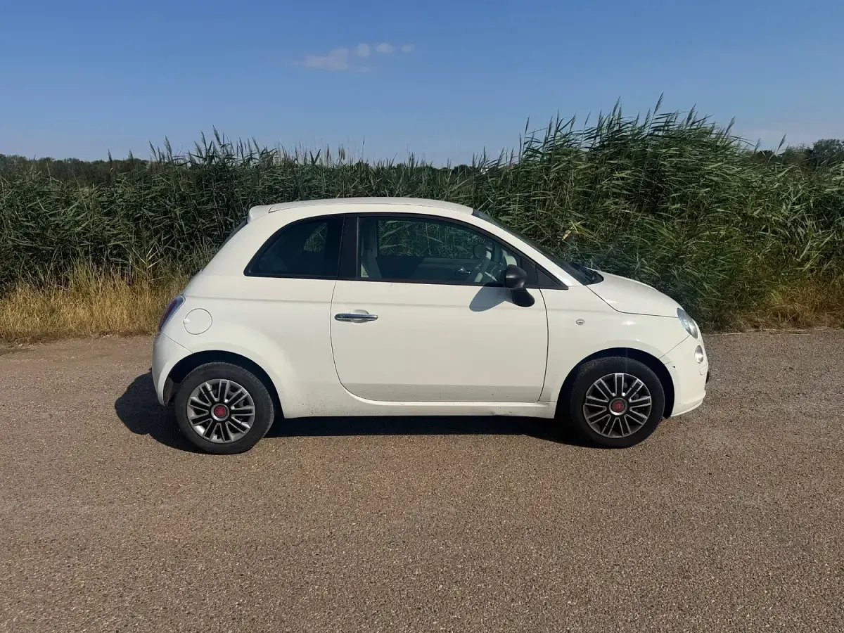 Used Fiat 500 Pop 69 HP (50 kW) 2014 White Hatchback