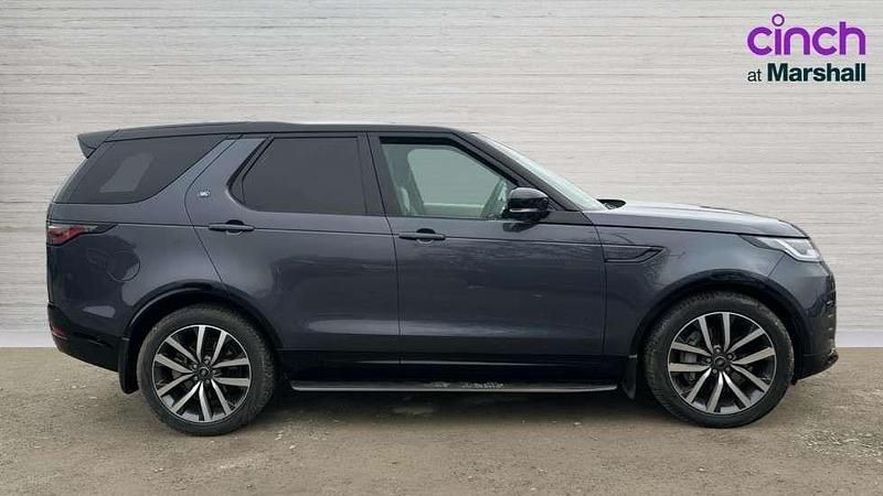 Used Land Rover Discovery 5 SE Dynamic 300 HP (220 kW) 2024 Blue SUV