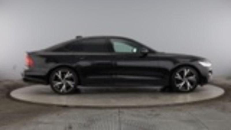 Used Volvo S90 R-Design 386 HP (283 kW) 2021 Onyx black Sedan