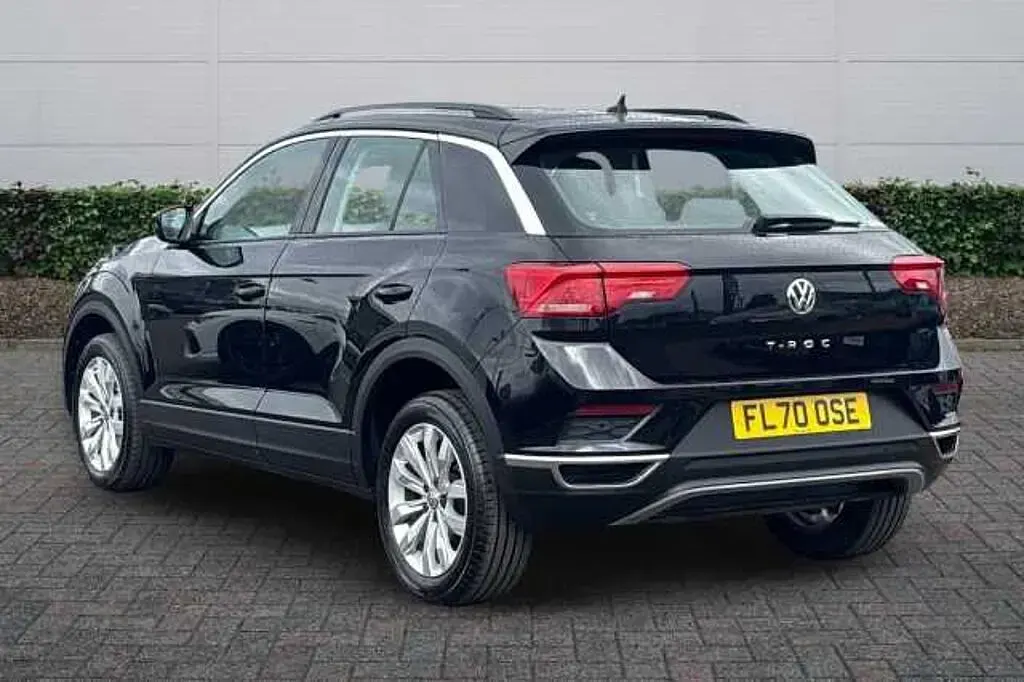 Used VW T-Roc SE 150 HP (110 kW) 2020 Black SUV