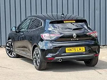Used Renault Clio Techno 90 HP (66 kW) 2025 Black Hatchback