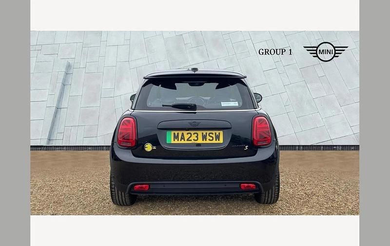 Used Mini Cooper S Level 2 135 kW (184 HP) 2023 Black Hatchback