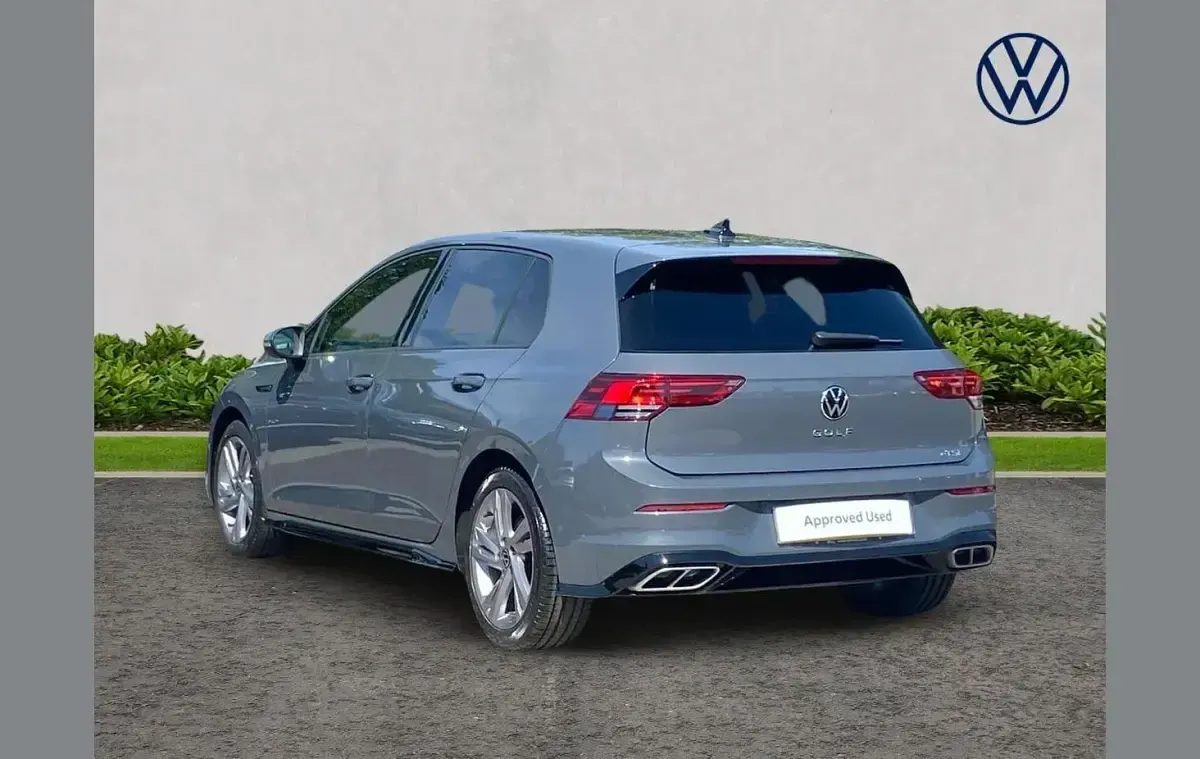 Used VW Golf VIII R-line 147 HP (108 kW) 2022 Grey Hatchback