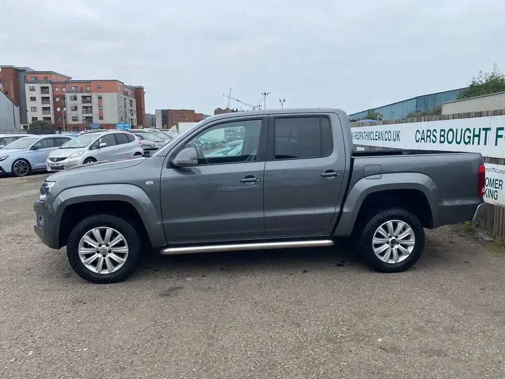 Used VW Amarok Highline 180 HP (132 kW) 2016 Grey Pickup