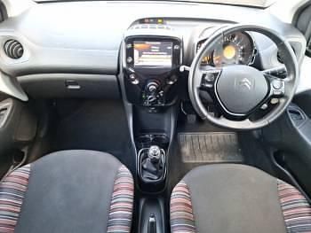 Used Citroën C1 Flair 72 HP (52 kW) 2020 White Hatchback