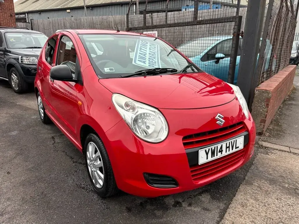 Used Suzuki Alto 68 HP (50 kW) 2014 Red Hatchback
