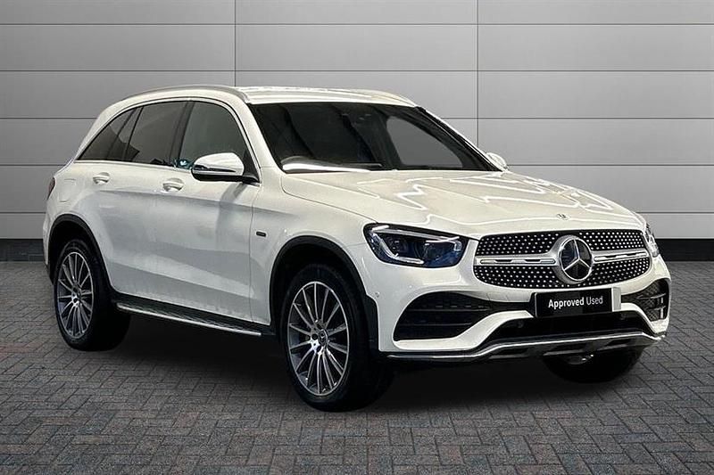 Polar white Used 2021 Mercedes E300 AMG Line Premium Estate | £29,793 (Super price) - Image 1/4